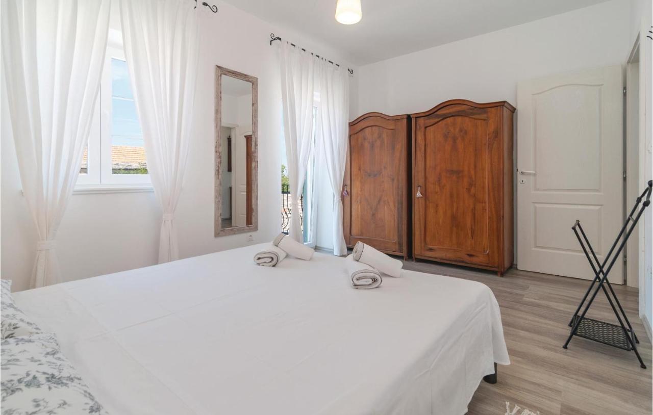 Stunning Home In Primosten With Kitchen Luaran gambar