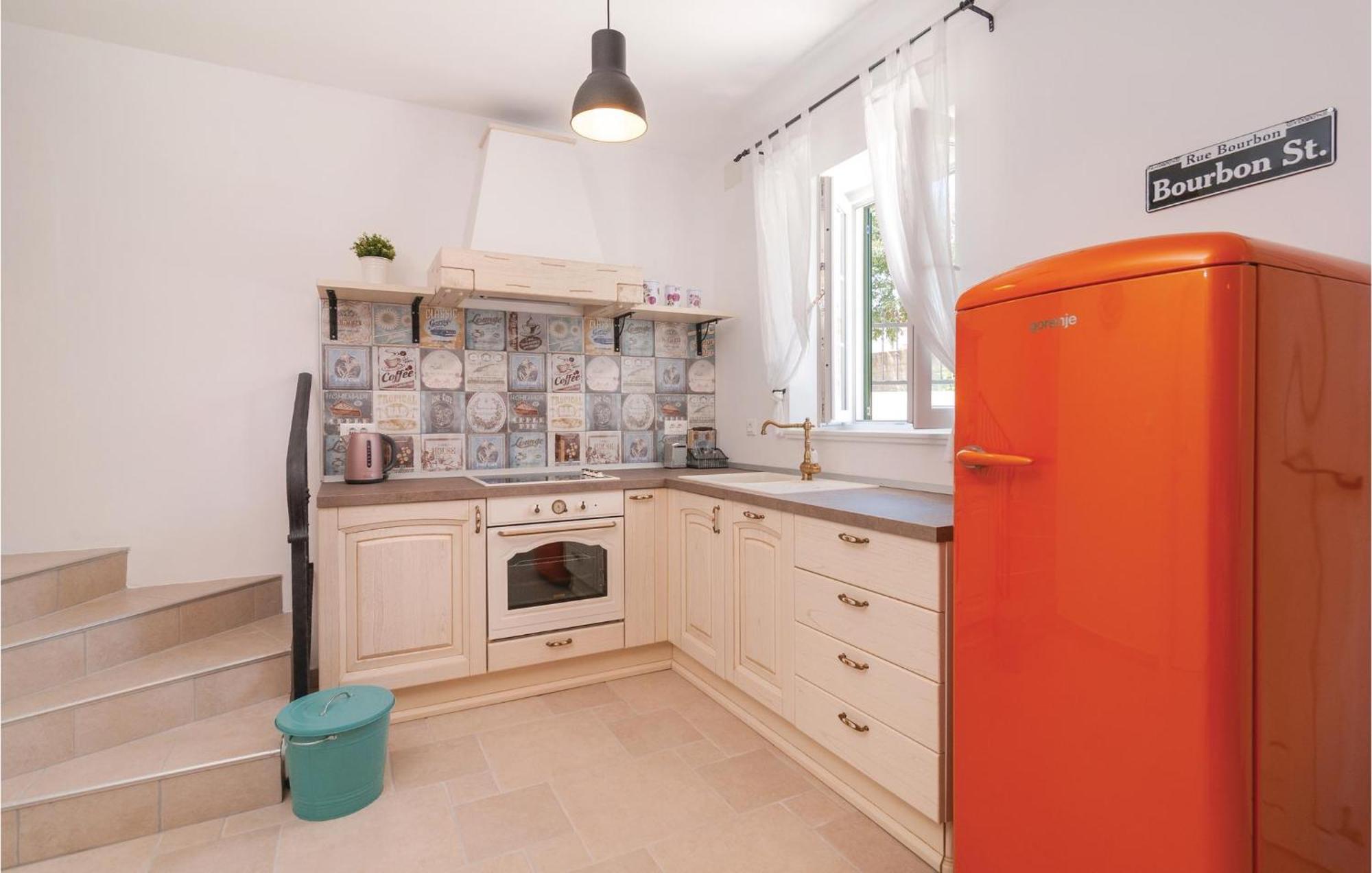 Stunning Home In Primosten With Kitchen Luaran gambar