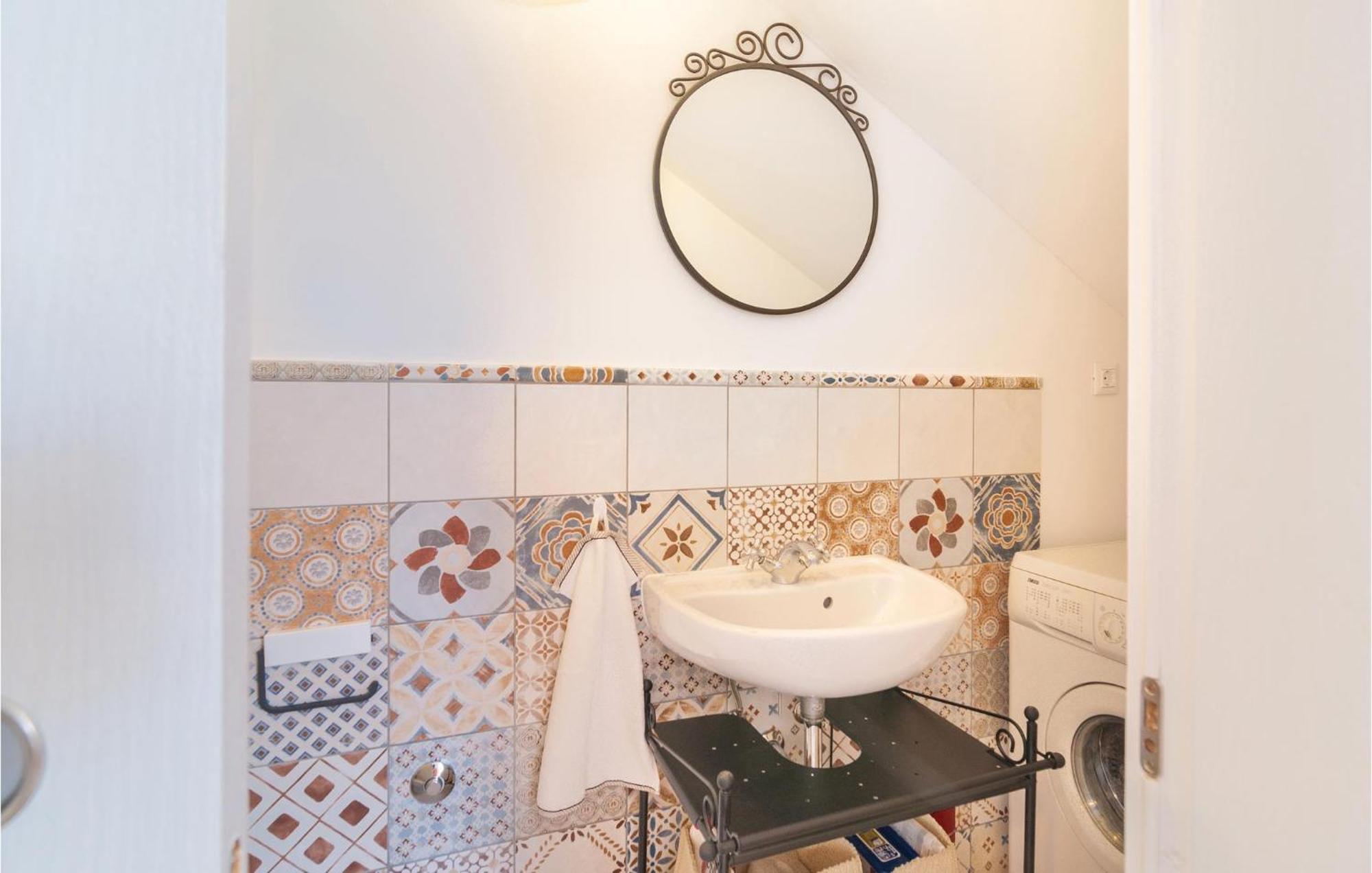 Stunning Home In Primosten With Kitchen Luaran gambar